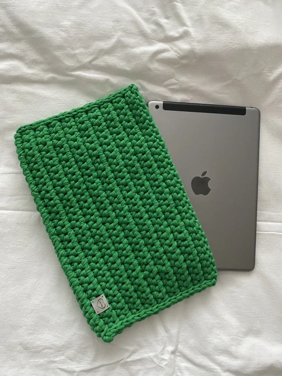 Zelený obal na tablet